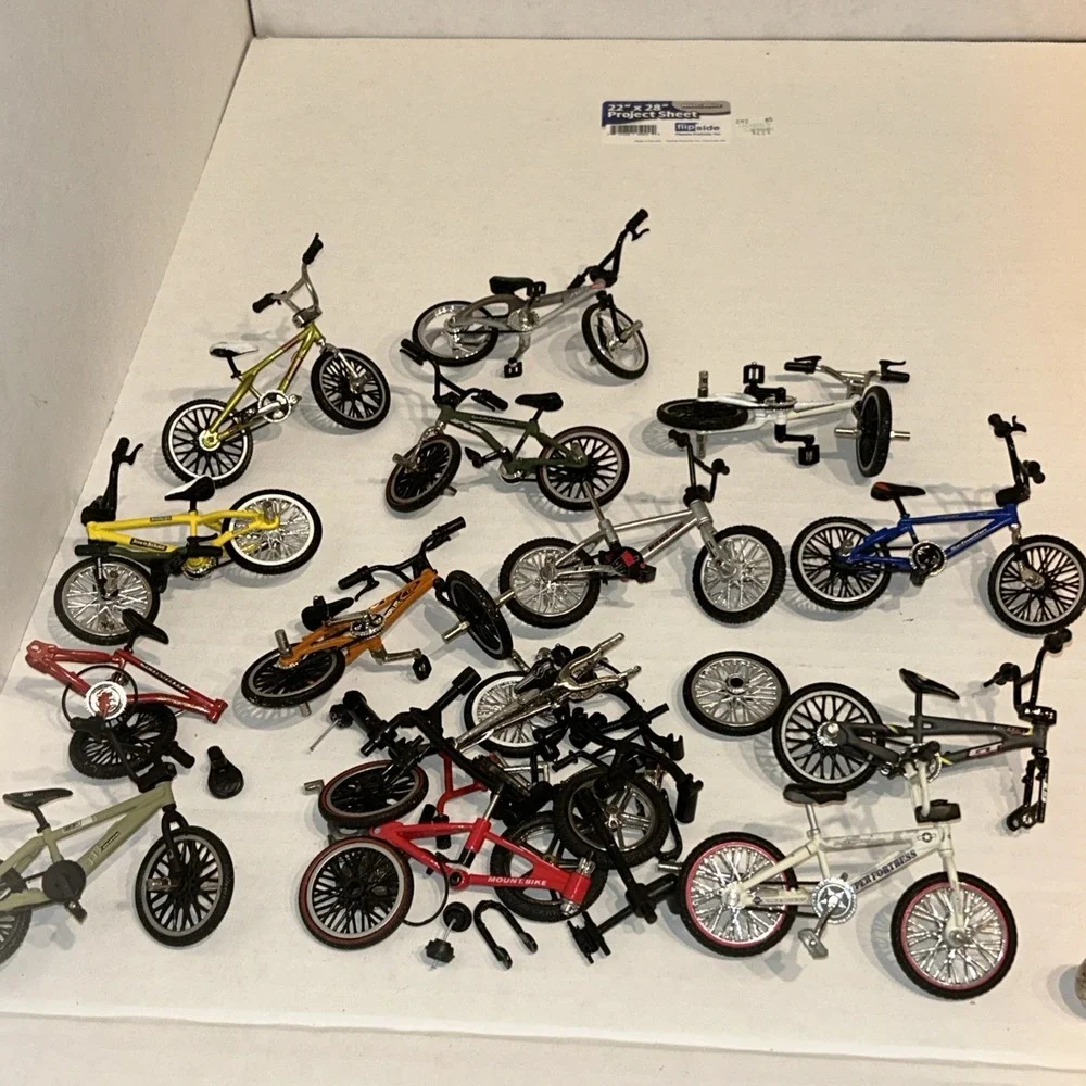 2000 Road Champs Jakks Pacific‎ Mini BMX Bike Lot With Parts / Accessories A3